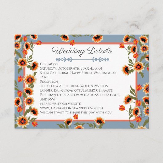 スカンジナビアの民俗芸術にインスパイアされた、ラスティックな花のウェディング エンクロージャーカード (正面)