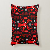 スカンジナビアの赤いクリスマスの鹿 アクセントクッション (正面(垂直))