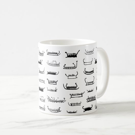 スカンジナビアの青銅器時代の石の芸術の船 コーヒーマグカップ (正面右)