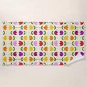 スカンジナビアスタイルコルon CrmフラワーRptパターン ビーチタオル (正面)