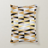 スカンジナビアデザイン三角形のシームレスパターンvin アクセントクッション (正面(垂直))