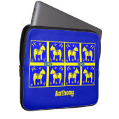 スカンジナビアデザイン，スウェーデンホース，パーソナライズ， ラップトップスリーブ (正面右)