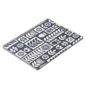 スカンジナビアフローラ：ホワイト、ブルー、ミニマリスト。 ノートブック (左側)