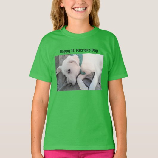スカーフを着たかわいい子犬St.パトリックの日T-S Tシャツ (正面)