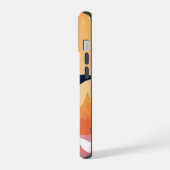 スカーフ付きペンギンとスケートボードおもしろいデザイン iPhone 15ケース (左側面)