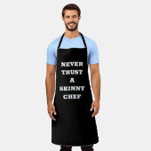 スキニーシェフを信用しない-料理引用文 エプロン (着用した状態)
