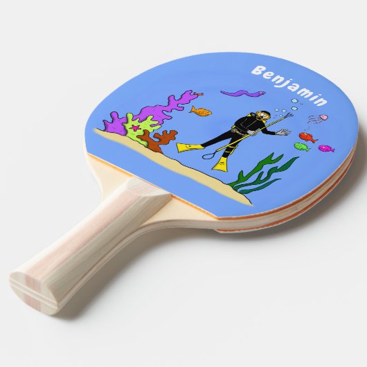 スキューバおもしろいダイバーと魚の海の生き物の漫画 卓球ラケット (正面アングル)