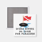 スキューバダイバーが楽しみのために降りる マグネット (正面/裏面)