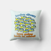 スキューバダイバーズラブゴーイング新学期 クッション (裏面)