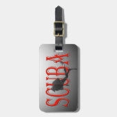 スキューバダイバー、深い海で潜る。スキューバ ラゲッジタグ (正面縦)