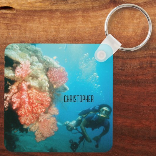 スキューバダイビングパーソナライズされた キーホルダー (裏面)