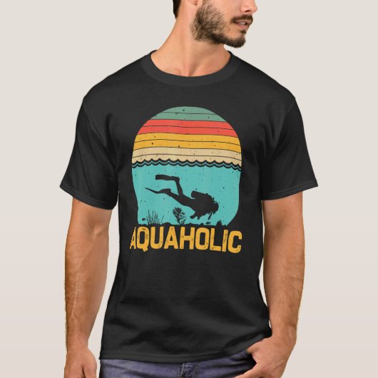 スキューバダイビング女子男性へ水中ダイバー Tシャツ (正面)