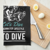 スキューバダイビング生まれへダイビング |スポーツ キッチンタオル (四つ折り)