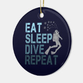 スキューバダイビング 食べる 眠る 潜る 繰り返すの名言 セラミックオーナメント (左)