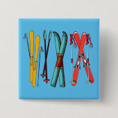 スキーおもしろいスカラフルカイエ 缶バッジ (正面)