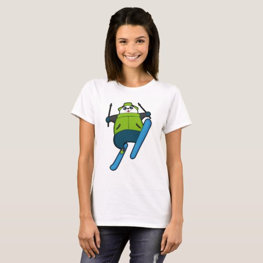 スキーでスキージャンプをするパンダ Tシャツ (正面フル)