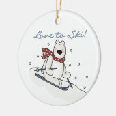 スキーをする白くま愛Tシャツおよびギフト セラミックオーナメント (左)