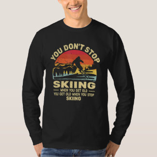 スキーをやめないで おじいちゃんスキーヤーとレトロなスノー Tシャツ