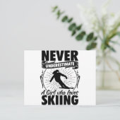 スキーガール |スキーヤー冬の贈り物 ポストカード (スタンド正面)