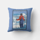 スキーヤーの賞賛- Snoqualmieのパス、ワシントン州 クッション (裏面)