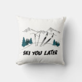 スキーユーレイトスキーリゾートウィンターシーン クッション (正面)