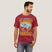 スキー仲間お気に入りの達をスキーで呼び出す Tシャツ (正面フル)