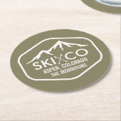 スキー山のロゴの《植物》アスペンのコロラド州のレトロのカスタム ラウンドペーパーコースター (アングル)