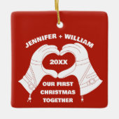 スキー手袋手ハート形状パーソナライズされた セラミックオーナメント (正面)