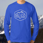 スキー素朴マウンテンスチームボート春コロラド Tシャツ<br><div class="desc">雪に覆わカスタムれたスキー山と素朴なスキーポールを持つヴィンテージ素朴なスタイルロゴを特徴とする長い袖Tシャツ。SKI CO、カスタムSKI VT、SKI CAなどの文字とスキー山を追加お気に入りのする。あなたの名前やイニシャルの余地もある。ゲッ素晴らしプのジャケットの下に着たり、スキー旅行の記念として思い出に!以下のColorfulgalshopロゴの他のスキークリック関連のギフトをチェック。</div>