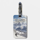 スキー – 山とスキーヤーのパーソナライズ ラゲッジタグ (裏面縦)