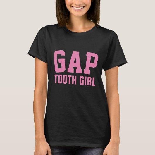 スキ間歯の女の子Tシャツ Tシャツ (正面)