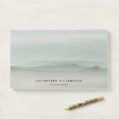 スギが付いているタスカニーの霧深い緑の朝 ポストイット (デスク)