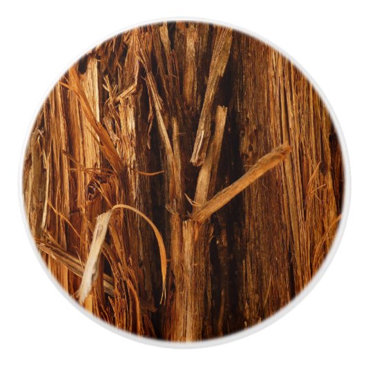 スギの質感のある木の樹皮の外観 セラミックノブ (正面)