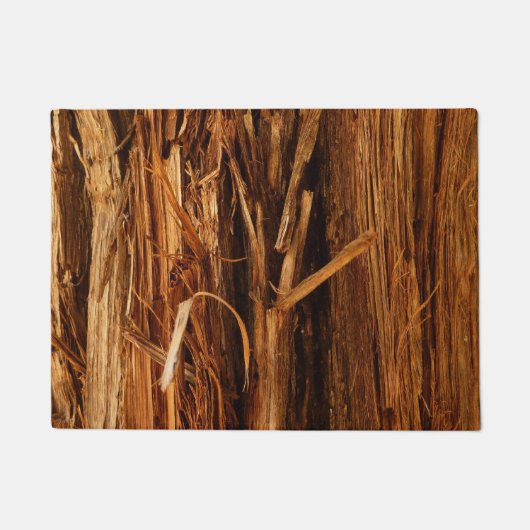 スギの質感のある木の樹皮の外観 ドアマット (正面)