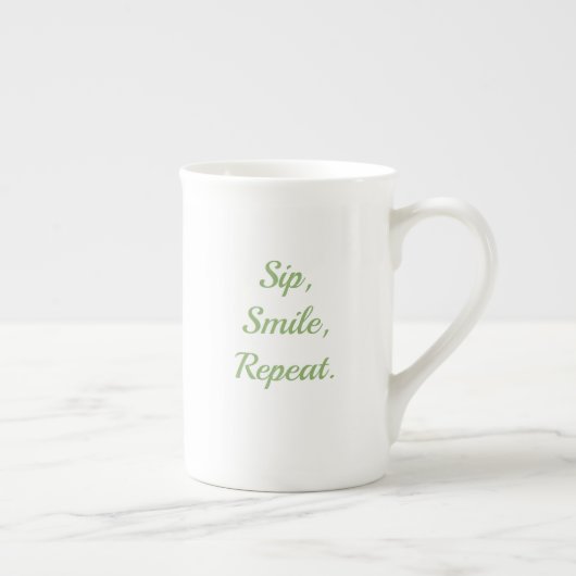 スクイズ・ザ・デイ – スペシャルティマグカップ ボーンチャイナマグカップ (右)