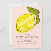 スクイーズ・ザ・デイ レモン シトラス ピンク ガール 誕生日 招待状 (正面)