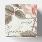 スクエアギフトボックス – ピンクローズデザイン フェイバーボックス (上部)