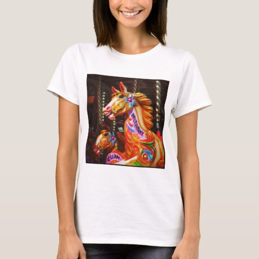スクエアメリー写真 – ゴーラウンド馬02 Tシャツ (正面)