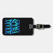 スクバ熱狂するダイバー ラゲッジタグ (正面横)