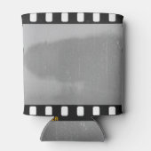 スクラッチされたフィルムストリップ、ヴィンテージのプレースホルダ。 缶クーラー (裏面)