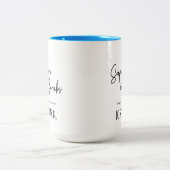 スクラブスのスーパーヒーローサパーソナライズされたンキューナース ツートーンマグカップ (中央)