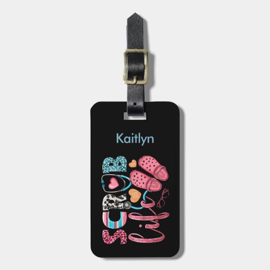 スクラブライフキュート南西タイポグラフィ ラゲッジタグ (正面縦)