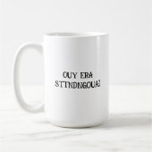 スクランブル文字がプールの男とマグカップ コーヒーマグカップ (左)