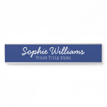 スクリプはっきりしたトの白いフォント名のタイトルNavy Blue