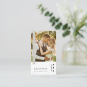 スクリプエレガントトのプロフィール写真のセージ緑 名刺 (スタンド正面)