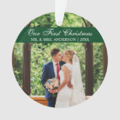 スクリプエレガントトグリーン私たちの初めてのクリスマスオーナメント オーナメント (正面)