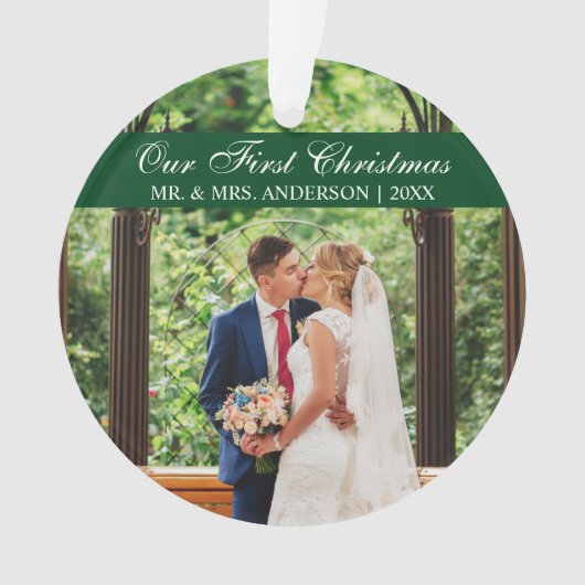 スクリプエレガントトグリーン私たちの初めてのクリスマスオーナメント オーナメント (正面)
