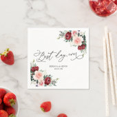 スクリプエレガントトバーガンディ赤面フローラ緑 スタンダードカクテルナプキン (インサイチュ)