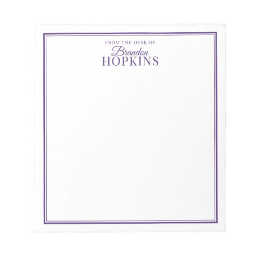 スクリプシンプルトのデスクからモダンの ノートパッド (正面)