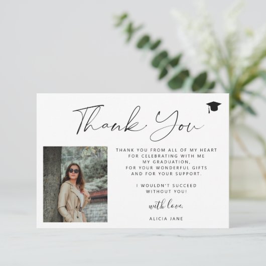 スクリプシンプルトエレガント2枚の写真の卒業 サンキューカード (スタンド正面)
